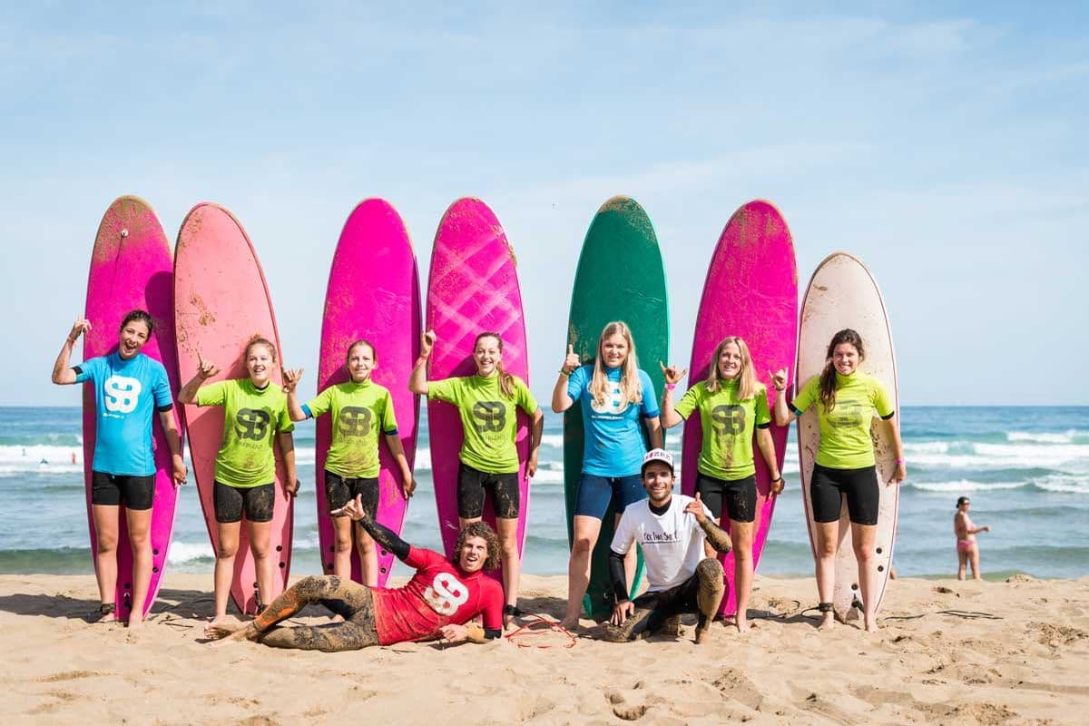 surfen in de zomer buitenland