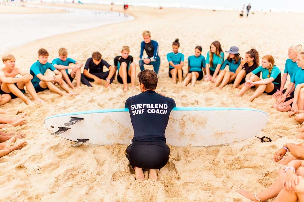 surfen in de zomer buitenland