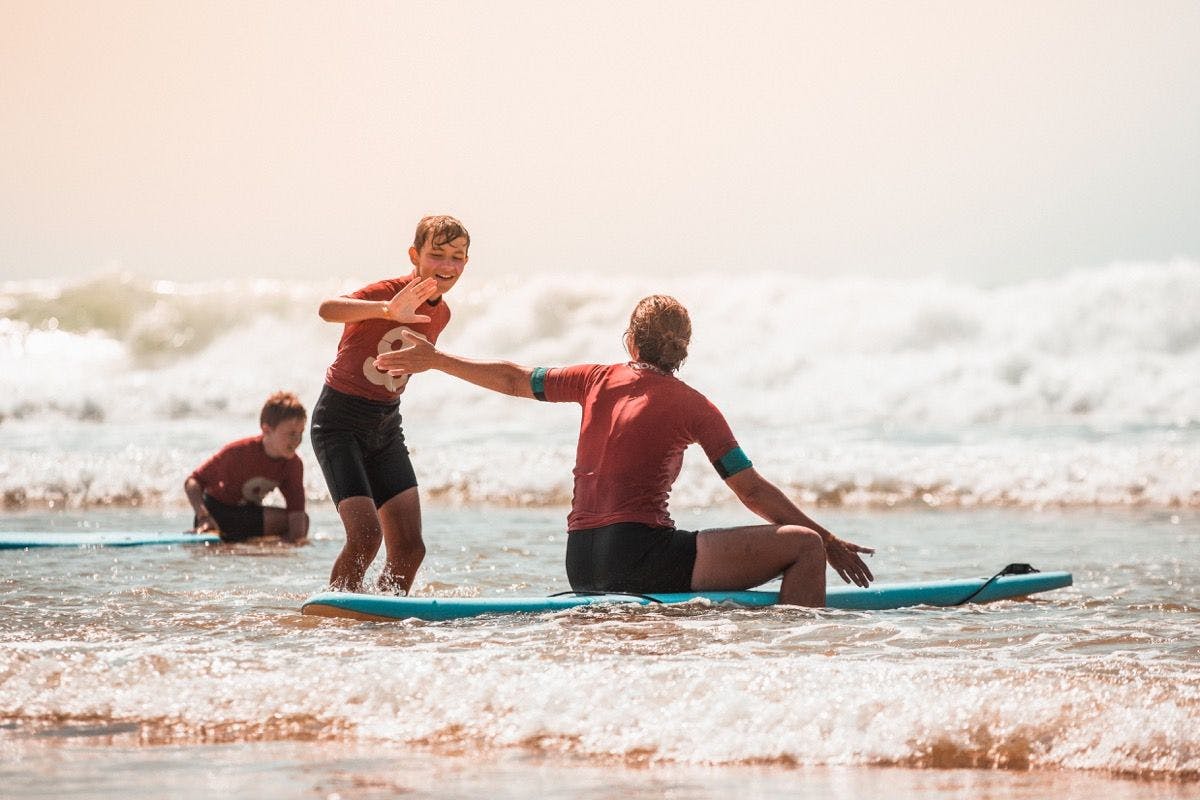 surfvakantie in nederland surfen noordzee